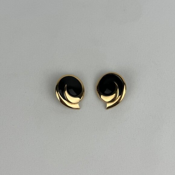 Vintage Monet Gold and Back Enamel Clip On Earrings - Picture 2 of 8